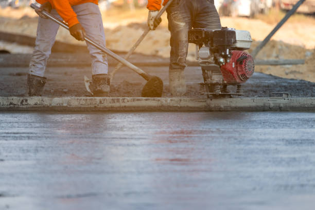 Best Commercial Concrete Contractor  in Mcgregor, TX